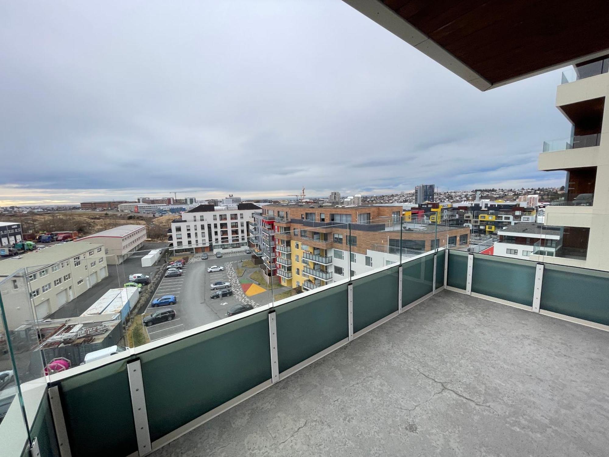 Modern And Spacious 3 Bedroom Apartment In Kopavogur Reykjavík Eksteriør bilde